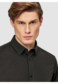 Pako Lorente - PAKO LORENTE – Czarna koszula męska z wełną. Typ kołnierza: kołnierzyk klasyczny. Kolor: czarny. Materiał: wełna. Długość rękawa: długi rękaw. Długość: długie #3