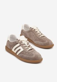 Born2be - Brązowe Skórzane Sneakersy w Stylu Tenisówek z Geometrycznym Zdobieniem Zaravella. Okazja: na co dzień. Kolor: brązowy. Materiał: skóra. Wzór: aplikacja, geometria #6