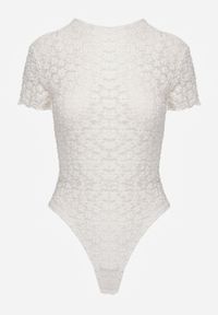 Renee - Białe Body z Koronki o Dopasowanym Kroju z Krótkim Rękawem Adradina. Kolor: biały. Materiał: koronka. Długość rękawa: krótki rękaw. Długość: krótkie. Wzór: koronka #6