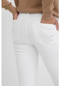 G-Star RAW - G-Star Raw jeansy Skinny Ankle D21291.C267 damskie medium waist. Kolor: biały #2