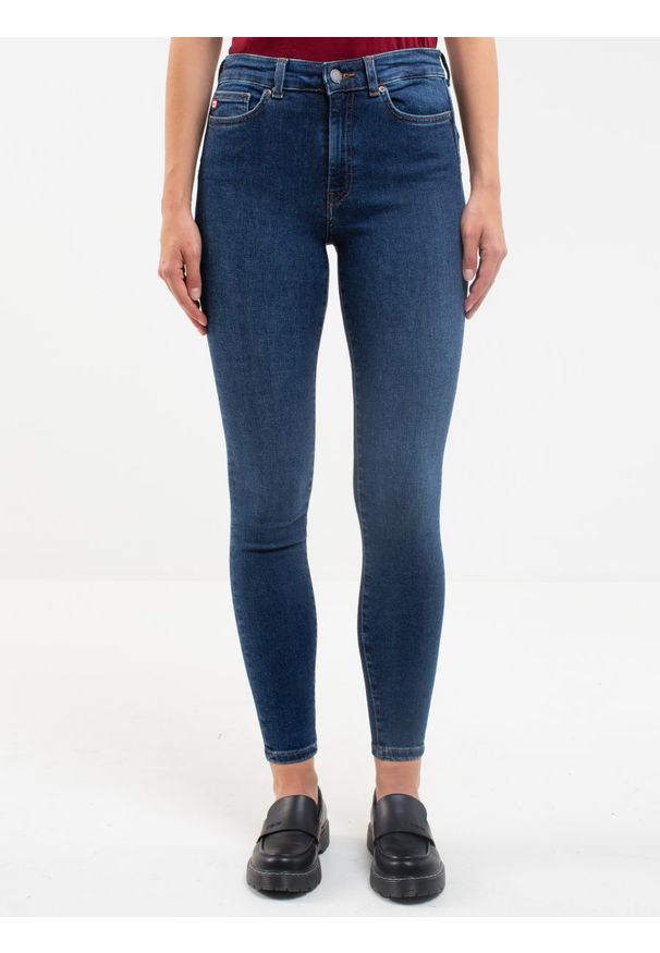 Big-Star - Spodnie jeans damskie Melinda High Waist 517. Stan: podwyższony. Kolor: niebieski