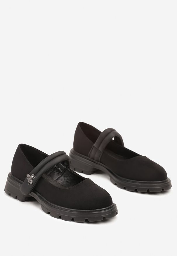 Born2be - Czarne Eleganckie Półbuty z Wkładką ze Skóry Naturalnej z Paskiem na Rzep i Detalem Vaidora. Okazja: na co dzień. Zapięcie: rzepy. Kolor: czarny. Materiał: skóra. Wzór: aplikacja. Obcas: na obcasie. Styl: elegancki. Wysokość obcasa: niski