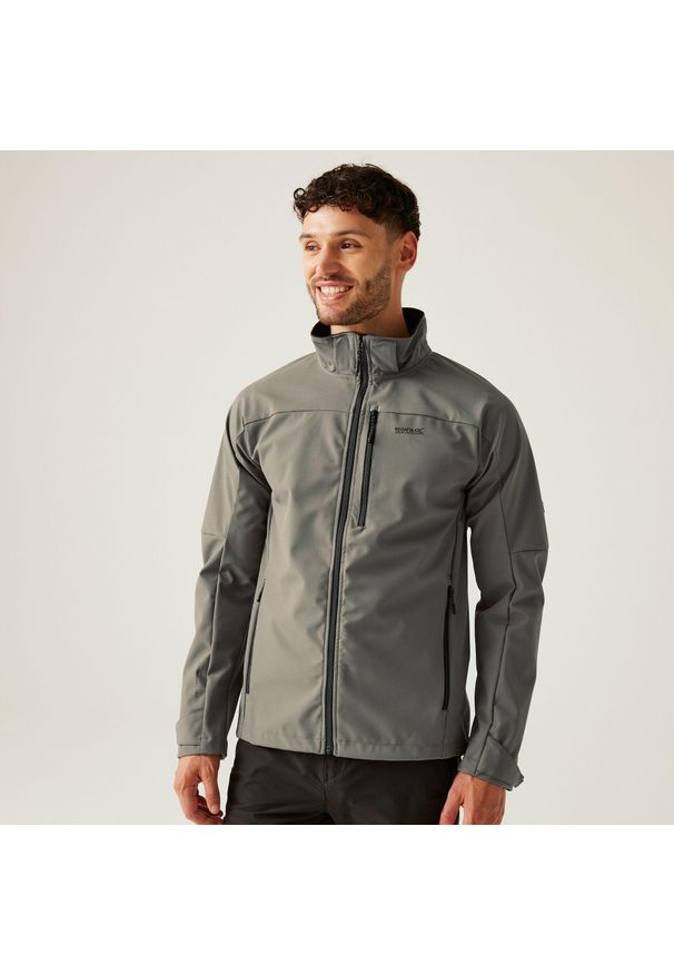 Regatta - Męska kurtka softshell Arana. Kolor: zielony. Materiał: softshell. Sport: turystyka piesza