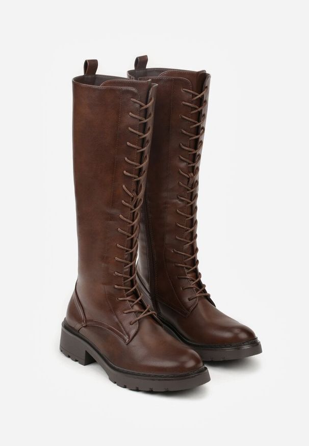 Born2be - Brązowe Kozaki w Stylu Workerów Cahrarah. Okazja: na co dzień. Kolor: brązowy. Materiał: jeans. Styl: klasyczny, casual