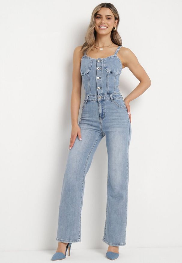 Born2be - Niebieski Jeansowy Kombinezon z Bawełny na Ramiączkach z Prostymi Nogawkami Laelliana. Kolor: niebieski. Materiał: bawełna, jeans. Długość rękawa: na ramiączkach. Sezon: lato