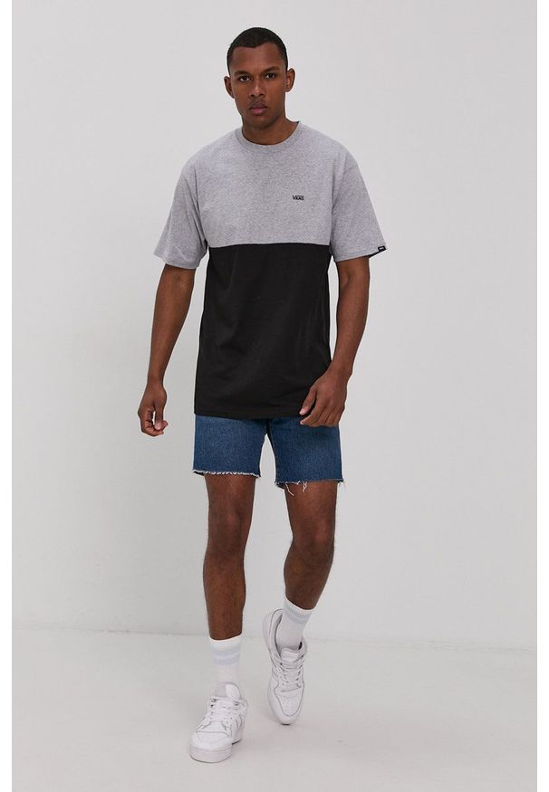 Vans T-shirt męski kolor szary gładki. Okazja: na co dzień. Kolor: szary. Materiał: dzianina. Wzór: gładki. Styl: casual