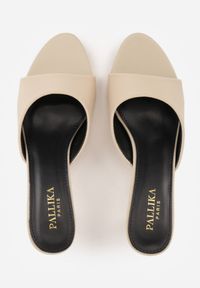 Renee - Beżowe Eleganckie Klapki Peep Toe na Klepsydrowym Obcasie Jilthine. Nosek buta: otwarty. Kolor: beżowy. Materiał: satyna. Sezon: lato. Obcas: na obcasie. Styl: elegancki. Wysokość obcasa: średni #3