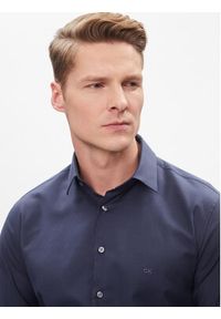 Calvin Klein Koszula K10K112305 Granatowy Slim Fit. Kolor: niebieski. Materiał: bawełna