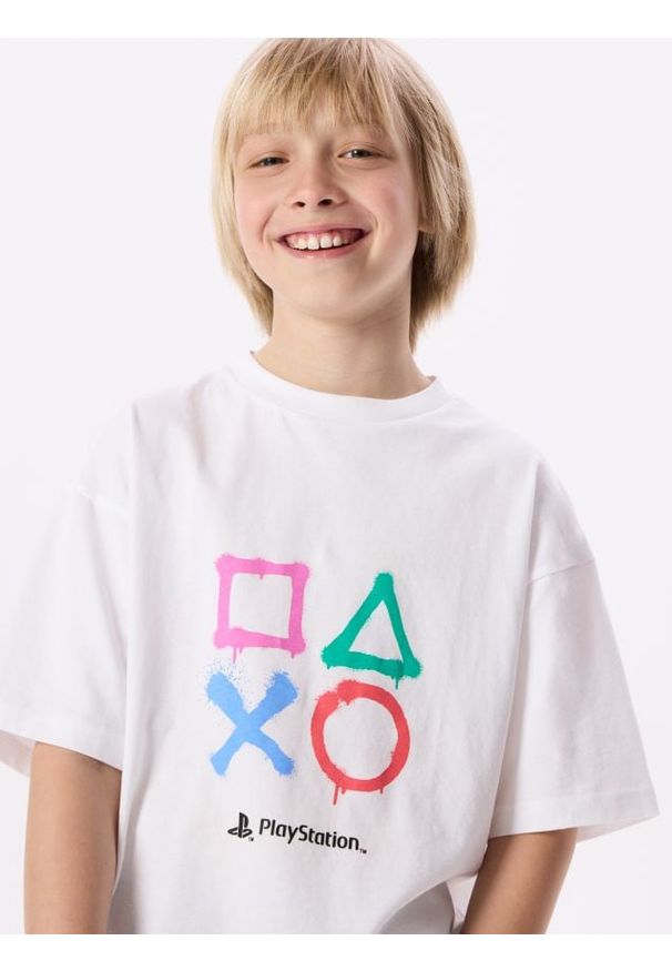 Reserved - T-shirt Playstation - biały. Kolor: biały. Materiał: bawełna, dzianina