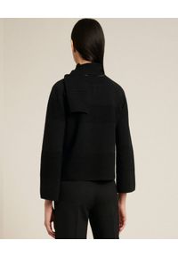 Luisa Spagnoli - LUISA SPAGNOLI - Czarny wełniany sweter z odpinanym szalikiem Moldova. Kolor: czarny. Materiał: wełna #3