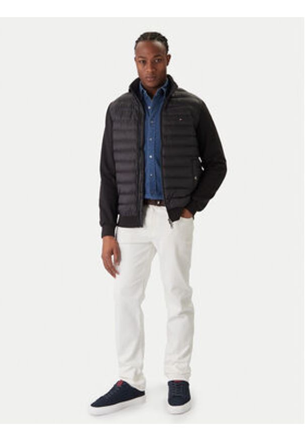 TOMMY HILFIGER - Tommy Hilfiger Kurtka przejściowa Mix Media Ess MW0MW41329 Czarny Regular Fit. Kolor: czarny. Materiał: bawełna