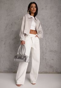 Renee - Beżowa Kurtka Bomberka Oversize z Regulowanymi Mankietami Lann. Okazja: na co dzień. Typ kołnierza: dekolt gorset. Kolor: beżowy. Materiał: poliester, jeans. Sezon: wiosna. Styl: casual #8