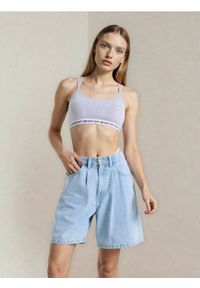 Sinsay - Szorty bermudy jeansowe - niebieski. Kolor: niebieski. Materiał: jeans #1