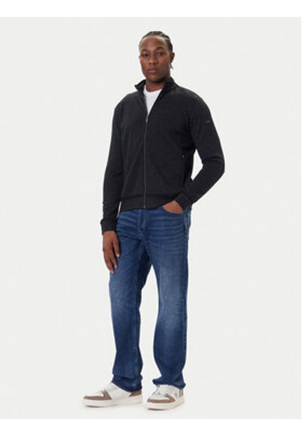 Bugatti Bluza 8750-85170D Czarny Regular Fit. Kolor: czarny. Materiał: bawełna, syntetyk