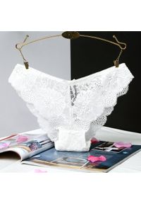 Intica - Figi koronkowe biodrówki z delikatnej koronki Guillermina. Stan: obniżony. Kolor: biały. Materiał: koronka. Wzór: koronka