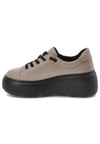 Beżowe Sneakersy Cambell Stylowe Obuwie Damskie Na Platformie. Okazja: na co dzień. Kolor: beżowy. Materiał: jeans, skóra. Szerokość cholewki: normalna. Obcas: na platformie. Styl: elegancki #5