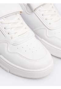 Big-Star - Sneakersy damskie białe RR374049 101. Okazja: na co dzień. Kolor: biały. Materiał: materiał. Sport: turystyka piesza #4