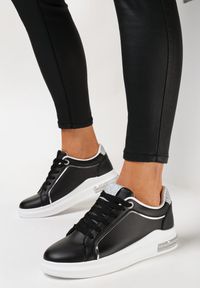 Born2be - Czarne Sneakersy Cilvana. Nosek buta: okrągły. Zapięcie: sznurówki. Kolor: czarny. Materiał: syntetyk, skóra. Szerokość cholewki: normalna. Wzór: aplikacja #4
