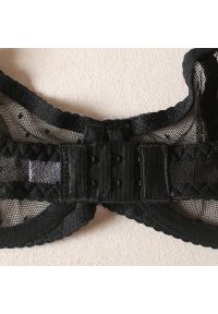 Intica - Komplet bielizny z siateczki z regulowanymi ramiączkami Gohar. Kolor: czarny. Materiał: materiał #4