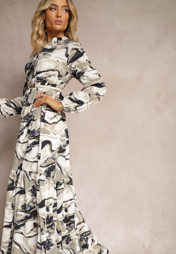 Renee - Biała Sukienka o Rozkloszowanym Fasonie w Abstrakcyjny Print Aganotha. Okazja: na co dzień. Kolor: biały. Wzór: nadruk. Typ sukienki: rozkloszowane. Styl: elegancki, casual