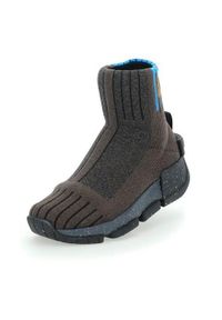 Buty do chodzenia męskie UYN Urquiola Urban. Wysokość cholewki: za kostkę. Zapięcie: bez zapięcia. Kolor: brązowy. Materiał: materiał, tkanina, syntetyk. Szerokość cholewki: normalna. Sport: turystyka piesza