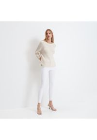 Mohito - Sweter z połyskiem - Kremowy. Kolor: kremowy #1