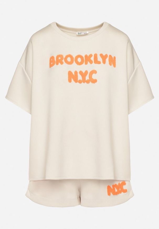 Born2be - Beżowy Komplet Oversize z Wiskozą T-shirt i Szorty z Nadrukiem Liravella. Kolor: beżowy. Materiał: wiskoza. Wzór: nadruk