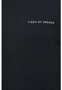 TIGER OF SWEDEN - Tiger Of Sweden Bluza bawełniana męska kolor czarny gładka. Okazja: na co dzień. Kolor: czarny. Materiał: bawełna. Wzór: gładki. Styl: casual #5