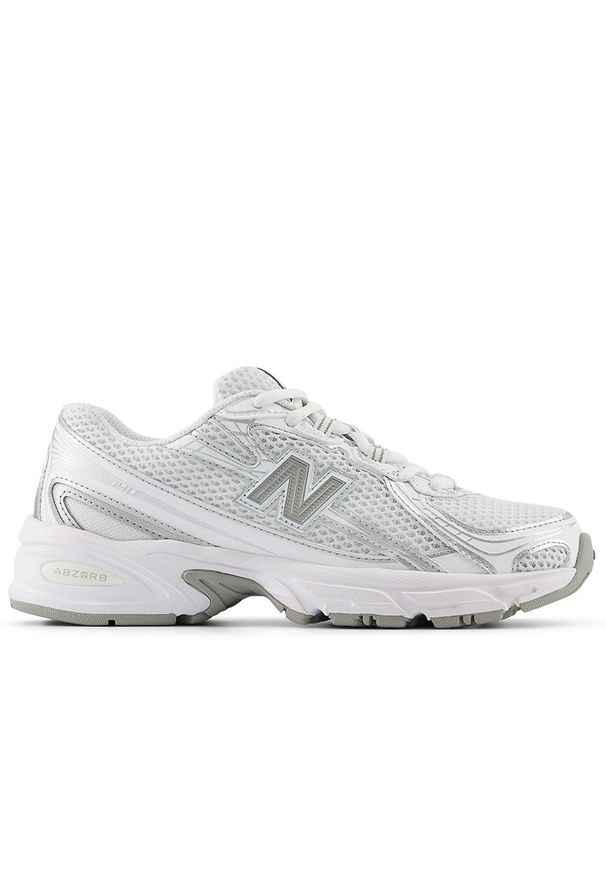 Buty młodzieżowe New Balance GR740WM - białe. Kolor: biały. Materiał: materiał, syntetyk. Szerokość cholewki: normalna. Sezon: lato. Sport: turystyka piesza