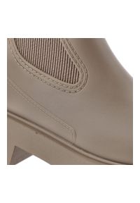 Hot Potatoes by Gioseppo - Beżowe Kalosze Gioseppo Modne Wsuwane Obuwie Damskie. Zapięcie: bez zapięcia. Kolor: beżowy. Materiał: materiał. Styl: elegancki #3