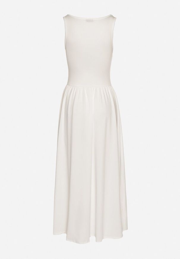 Born2be - Biała Sukienka z Wiskozą o Rozkloszowanym Kroju z Kwadratowym Dekoltem Tilvia. Okazja: na co dzień. Typ kołnierza: dekolt kwadratowy. Kolor: biały. Materiał: wiskoza. Długość rękawa: na ramiączkach. Sezon: lato. Styl: casual