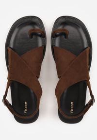 Born2be - Brązowe Płaskie Sandały VICES z Imitacji Zamszu z Paskiem na Duży Palec Zepae. Okazja: do pracy, na co dzień. Zapięcie: pasek. Kolor: brązowy. Materiał: zamsz. Sezon: lato. Styl: elegancki, klasyczny, casual #3