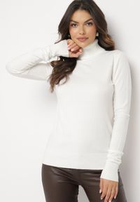 Born2be - Biały Golf Sweter z Wiskozą i Kaszmirem Zailaya. Okazja: na co dzień. Typ kołnierza: golf. Kolor: biały. Materiał: wiskoza, kaszmir. Styl: casual