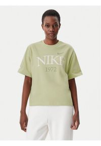 Nike T-Shirt FQ6600 Zielony Loose Fit. Kolor: zielony. Materiał: bawełna