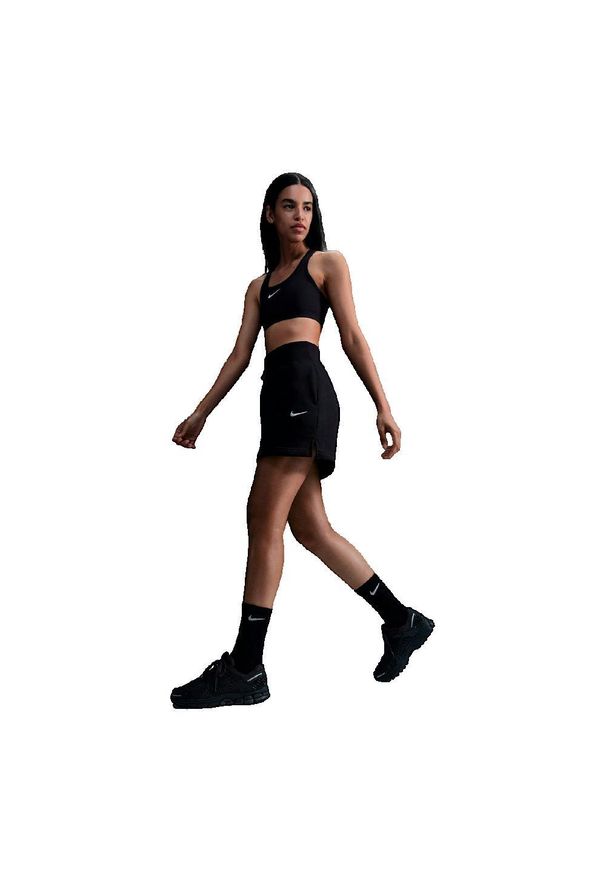 Biustonosz sportowy Nike średnie wsparcie. Kolor: czarny. Materiał: poliester. Technologia: Dri-Fit (Nike). Sport: fitness, taniec