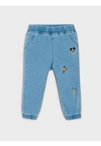 Sinsay - Jeansy jogger z haftem Mickey and Donald - niebieski. Kolor: niebieski. Wzór: haft #1