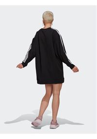 Adidas - adidas Sukienka dzianinowa adicolor HM4688 Czarny Relaxed Fit. Kolor: czarny. Materiał: dzianina, bawełna
