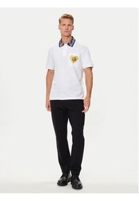 Versace Jeans Couture Polo 76GAGT11 Biały Regular Fit. Typ kołnierza: polo. Kolor: biały. Materiał: bawełna #4