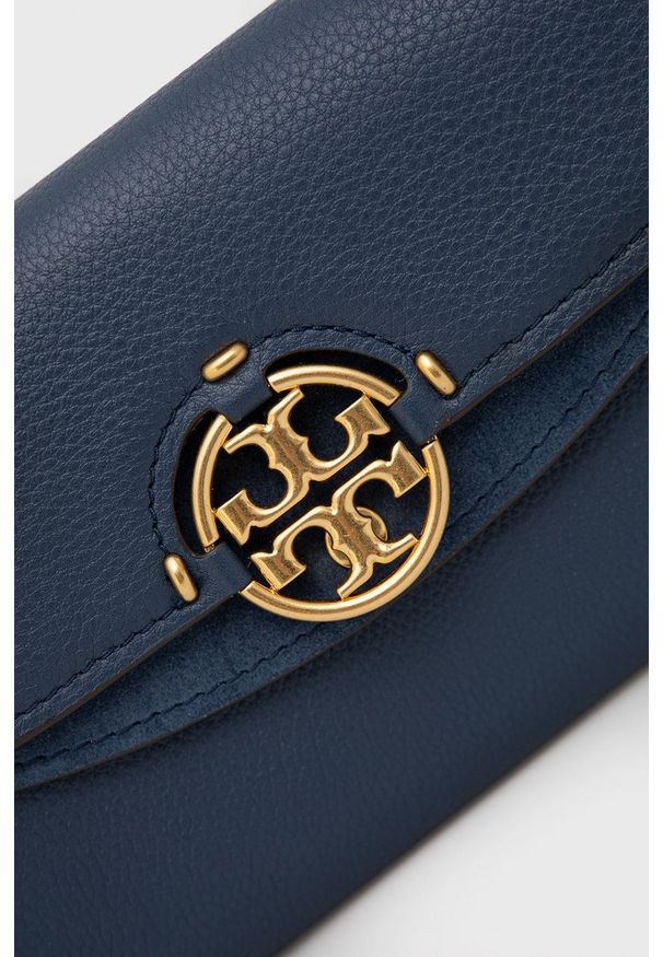 Tory Burch Torebka skórzana. Kolor: niebieski. Materiał: skórzane. Rodzaj torebki: na ramię
