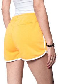 Wrangler - DAMSKIE SPODENKI WRANGLER B&Y SHORT AMBER YELLOW W6066ICUY. Okazja: na plażę. Kolor: żółty #4