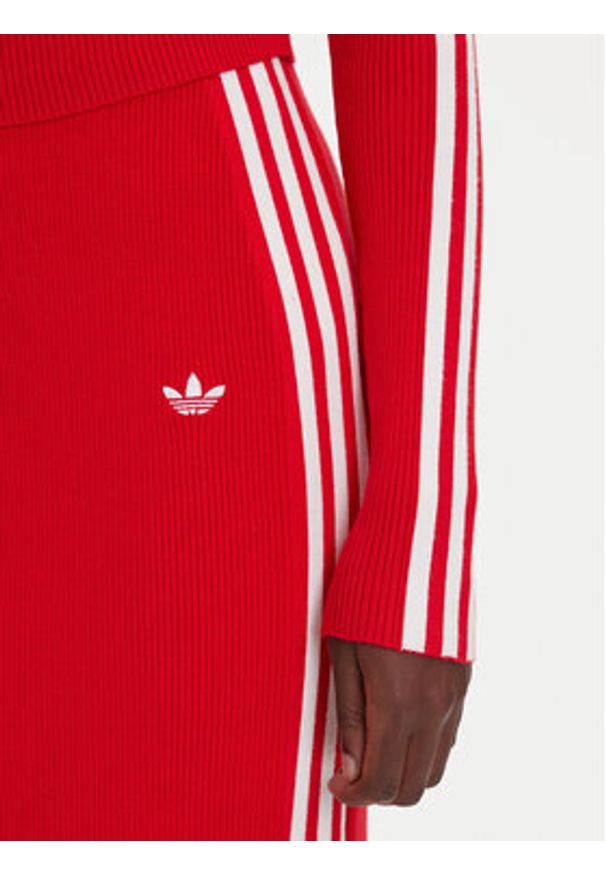 Adidas - adidas Bluza adicolor 3-Stripes JY2598 Czerwony Slim Fit. Kolor: czerwony. Materiał: wiskoza