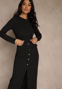 Renee - Czarna Koszulowa Sukienka z Wiskozą Ozdobiona Paskiem i Guzikami Vetionna. Okazja: na co dzień, na imprezę. Kolor: czarny. Materiał: wiskoza. Wzór: aplikacja. Typ sukienki: koszulowe. Styl: casual, elegancki. Długość: midi #3