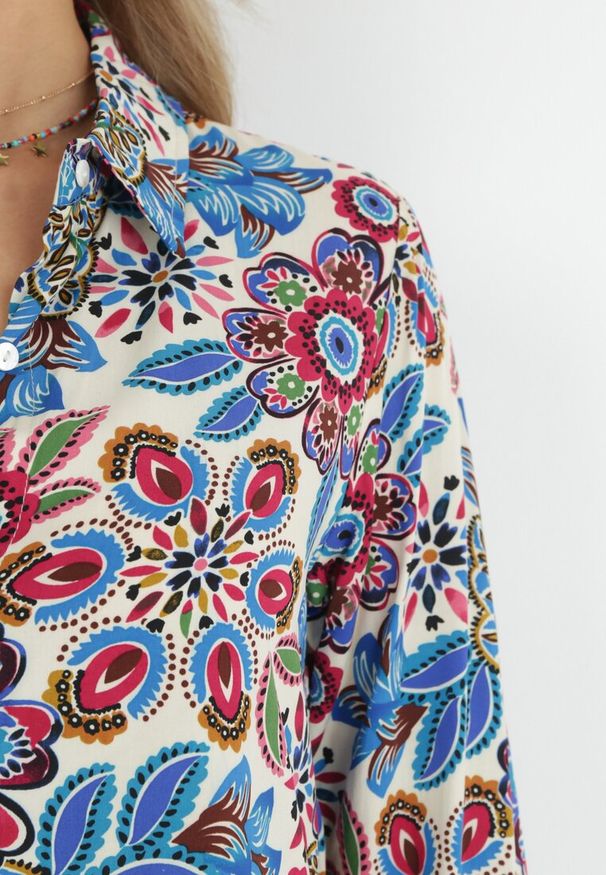 Born2be - Niebieska Sukienka Koszulowa w Kwiaty z Kieszeniami Eborene. Kolor: niebieski. Materiał: wiskoza, tkanina. Wzór: kwiaty. Typ sukienki: koszulowe. Długość: mini