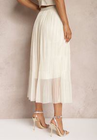 Renee - Jasnobeżowa Rozkloszowana Spódnica z Tiulu Wykończona Gumką w Pasie Risshara. Okazja: na co dzień. Kolor: beżowy. Materiał: tiul. Styl: casual, elegancki