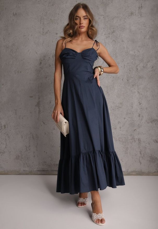 Renee - Granatowa Rozkloszowana Sukienka z Bawełny z Wiązanymi Ramiączkami Milistia. Okazja: na co dzień. Typ kołnierza: dekolt gorset. Kolor: niebieski. Materiał: bawełna. Długość rękawa: na ramiączkach. Typ sukienki: gorsetowe. Styl: casual, elegancki