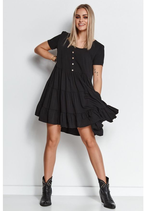 e-margeritka - Zwiewna sukienka z falbanami czarna - 40/42. Kolor: czarny. Materiał: materiał, wiskoza. Wzór: aplikacja. Długość: midi