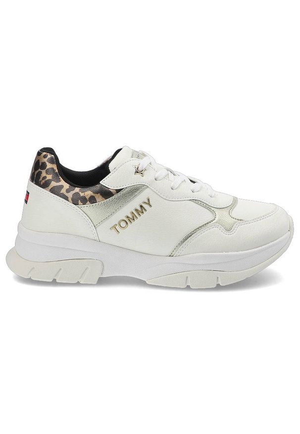 TOMMY HILFIGER - Białe Sneakersy Tommy Hilfiger Damskie Modne Buty. Kolor: biały. Materiał: skóra ekologiczna, materiał. Szerokość cholewki: normalna. Wzór: motyw zwierzęcy. Obcas: na obcasie. Wysokość obcasa: niski