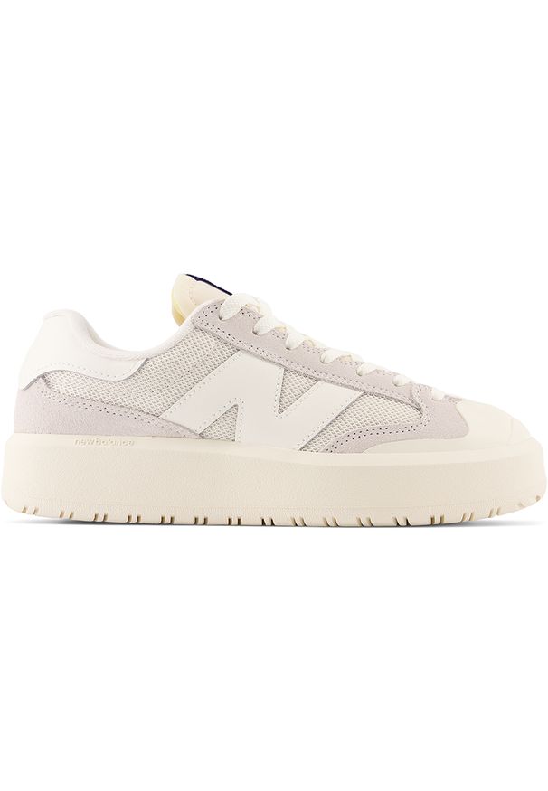 Buty unisex New Balance CT302RB – beżowe. Okazja: na co dzień. Kolor: beżowy. Materiał: materiał, skóra, guma. Szerokość cholewki: normalna. Wzór: nadruk