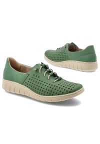 Półbuty damskie Wasak, niski fason sznurowane ażurowa cholewka miękka konstrukcja elastyczna podeszwa lekka forma wygodne dopasowanie oddychający mat. Okazja: na co dzień. Zapięcie: sznurówki. Kolor: zielony. Materiał: skóra, nubuk. Szerokość cholewki: normalna. Wzór: ażurowy. Styl: casual, klasyczny #6