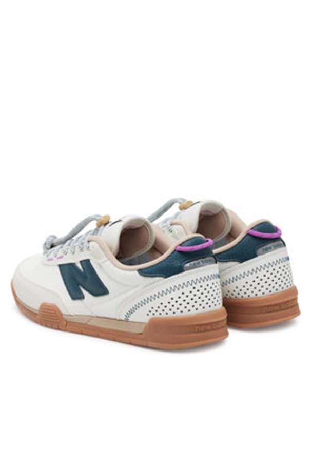 New Balance Sneakersy NM440WSR Beżowy. Kolor: beżowy. Materiał: zamsz, skóra
